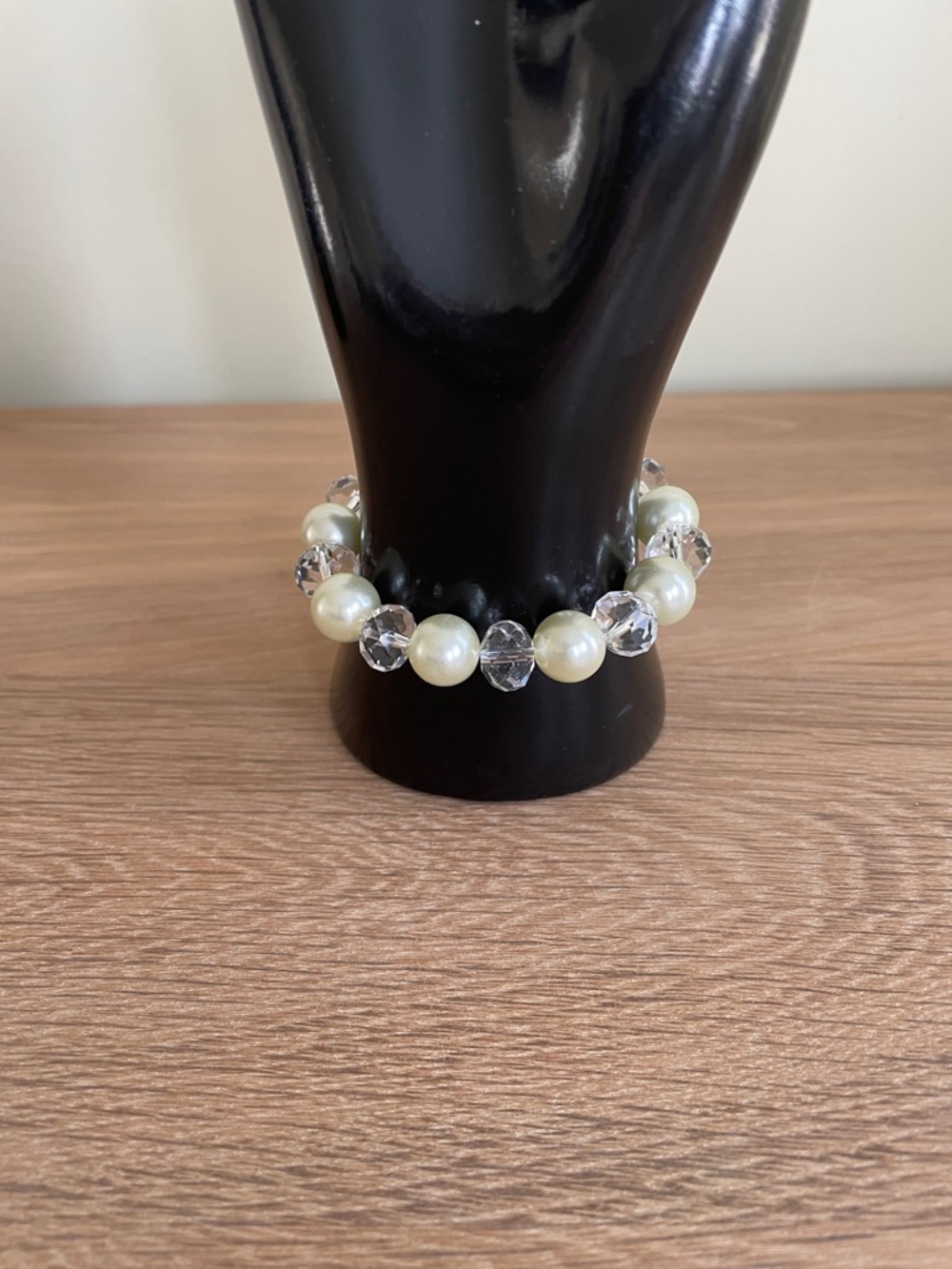 HAND CRAFTED FAUX PEARL & CLEAR CRYSTAL STRETCH BRACELET Cream Pearls Bridal - Picture 6 of 14